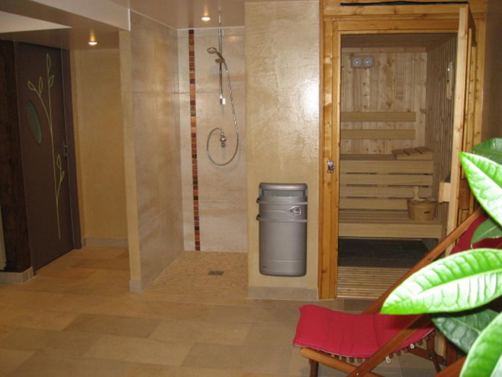 Auv'Hotel Mauriac  Ngoại thất bức ảnh